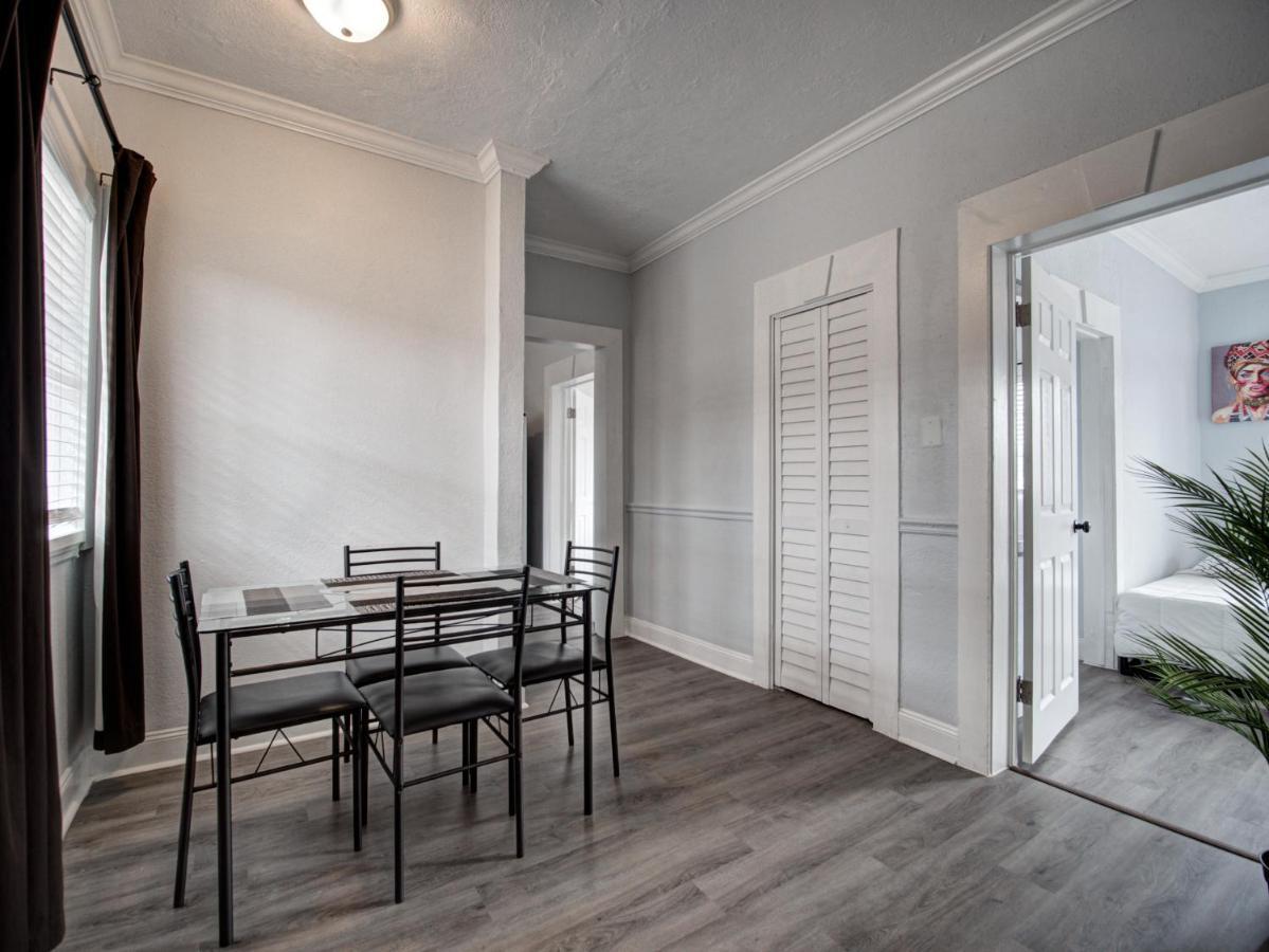 Modern Westshore Apartment Тампа Экстерьер фото
