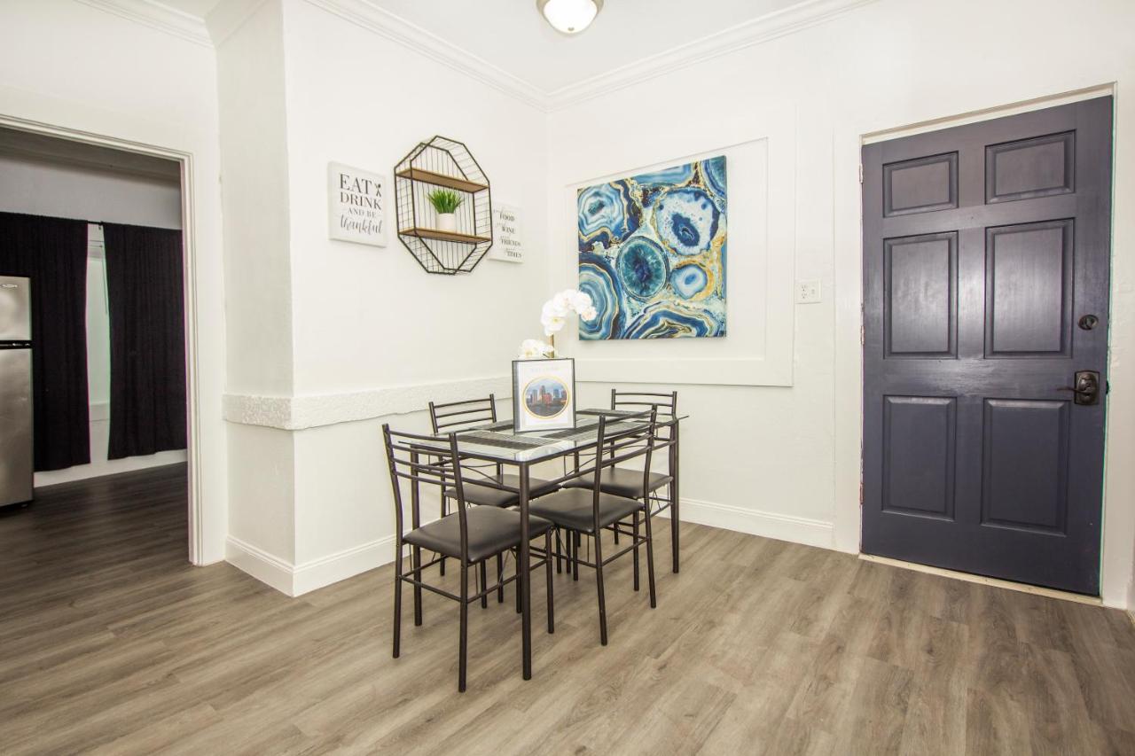 Modern Westshore Apartment Тампа Экстерьер фото